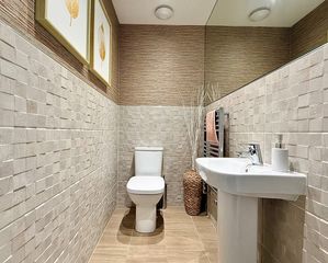 Photo 16- click for photo gallery